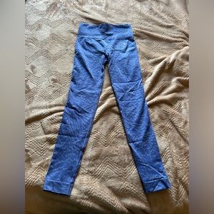 XS gym shark leggings